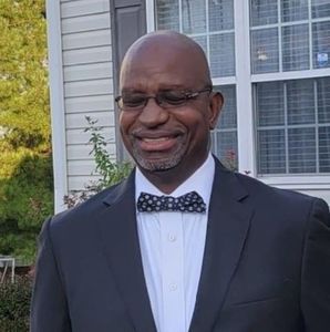 Meet your Posher, Philip